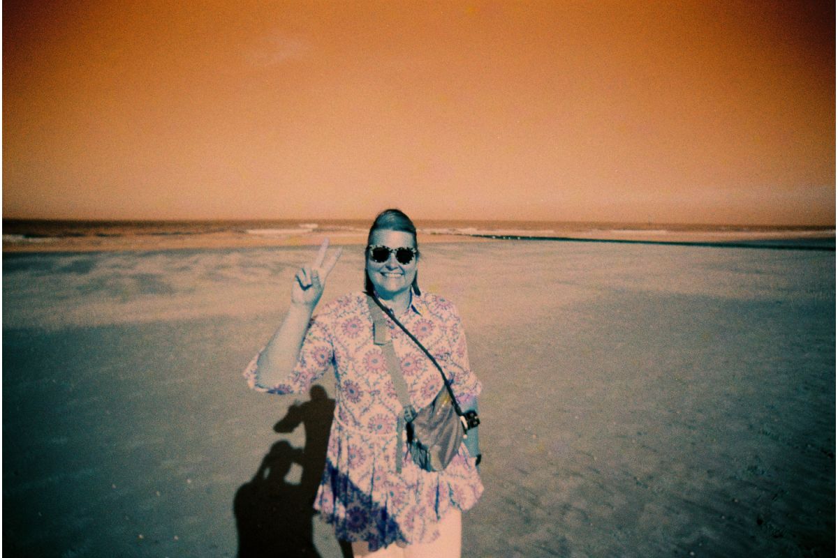 Lomography 2021 LomoChrome Turquoise 120 ISO 100–400 Film