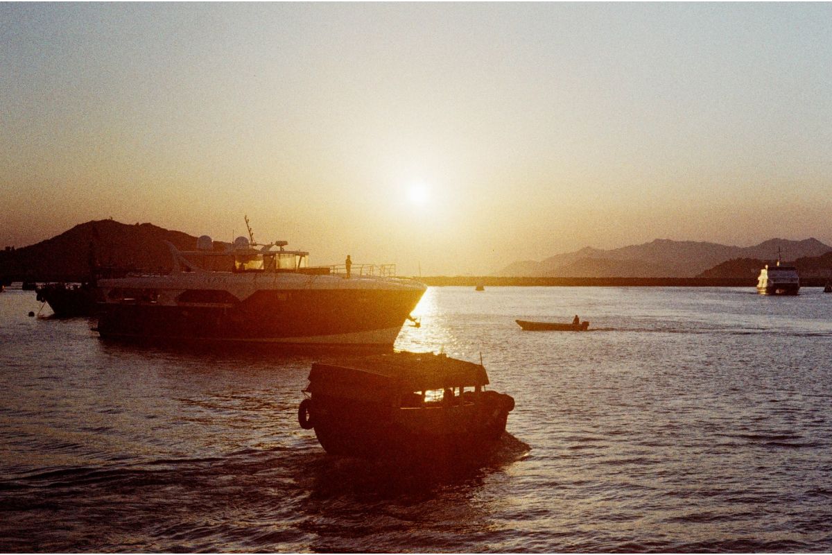 Lomography LomoChrome Color ’92 Sun-kissed 35 mm ISO 400