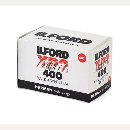 ILFORD XP2 400 / 135 / B&W