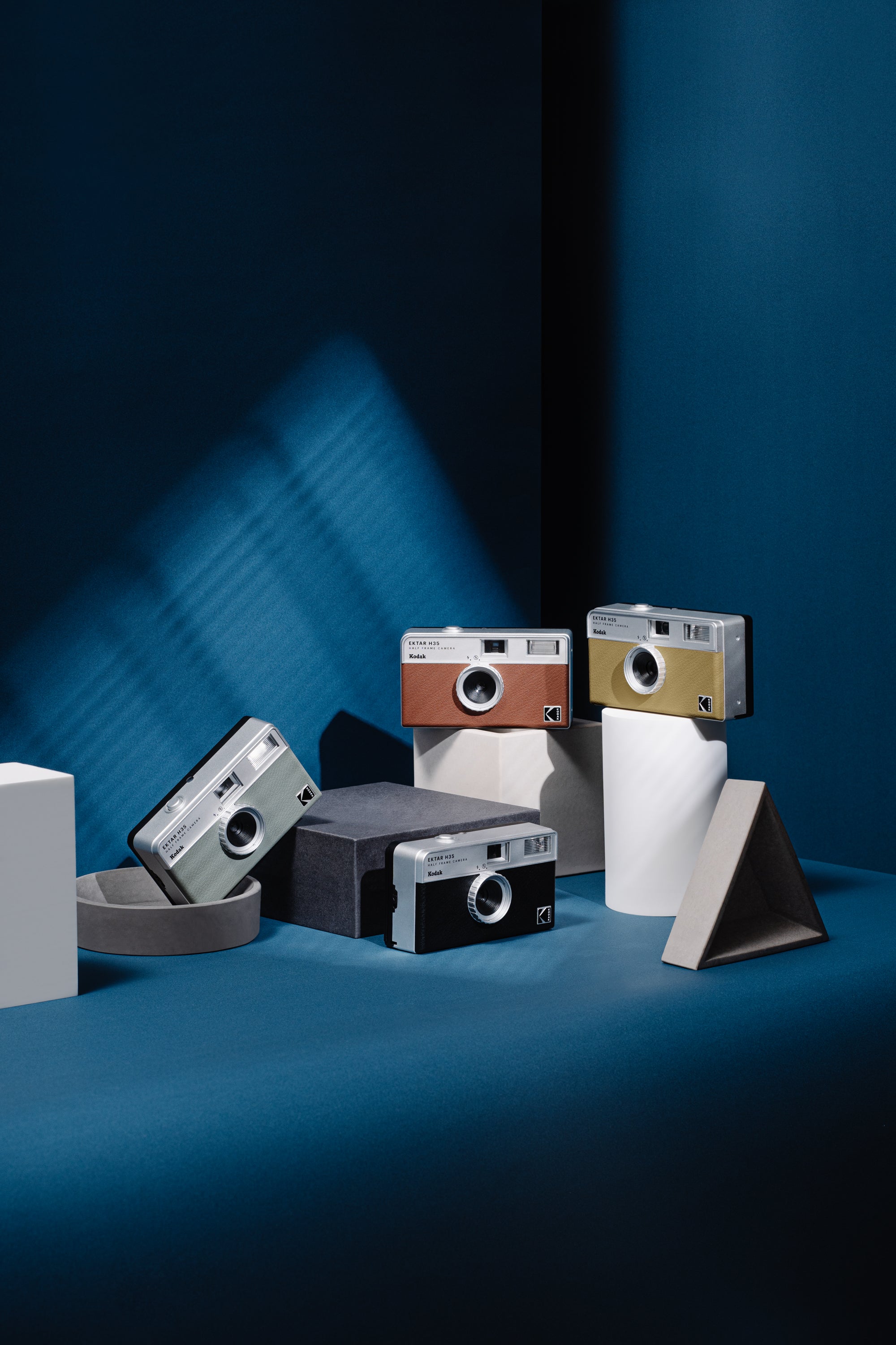 Kodak Ektar H35Half Frame Film Camera