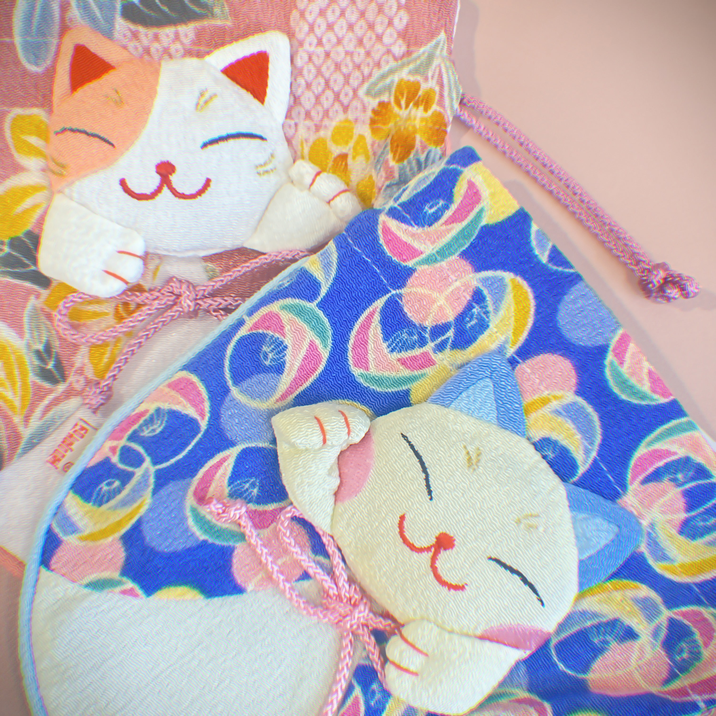 Beckoning cat Series Pouch