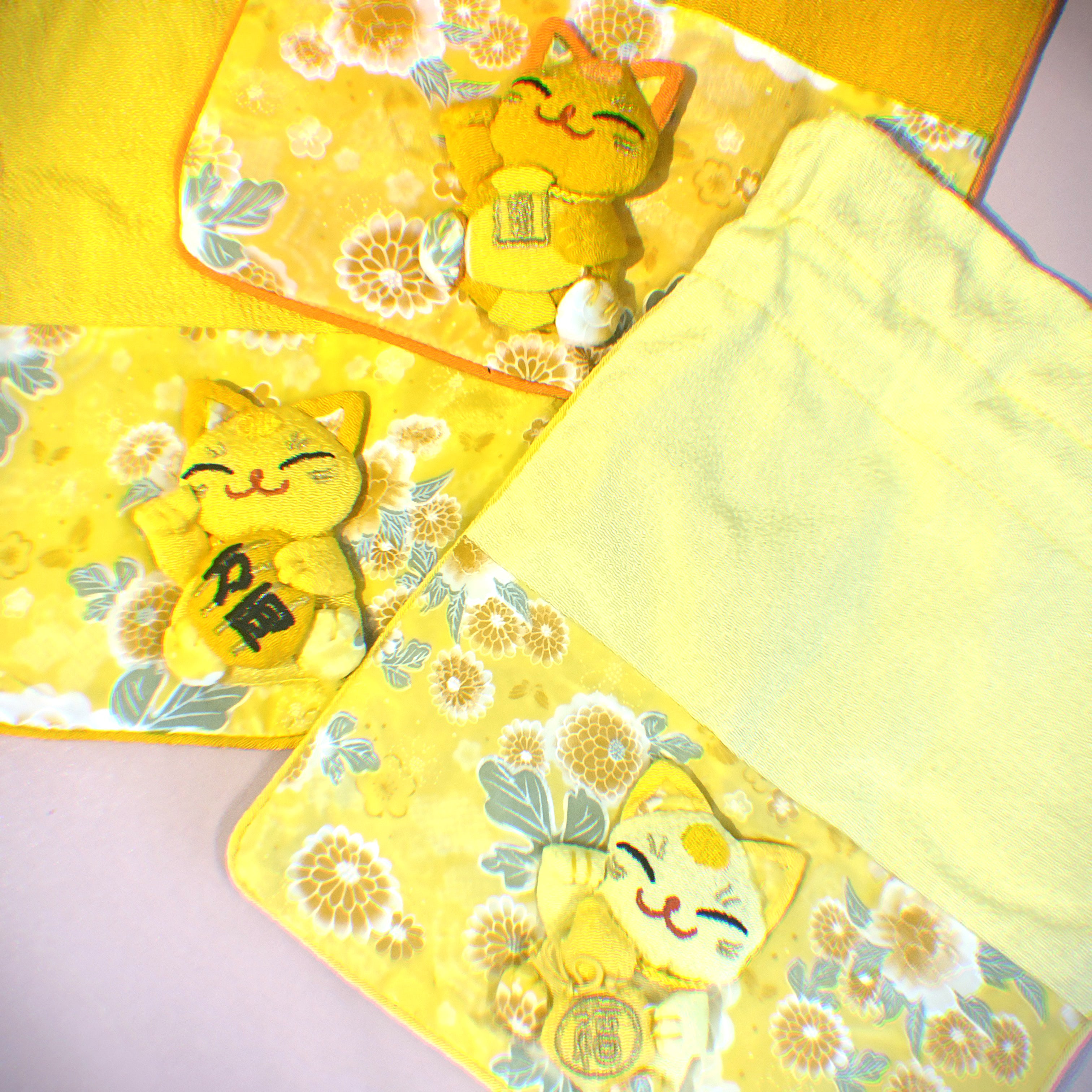Yellow Beckoning cat Series Pouch 3