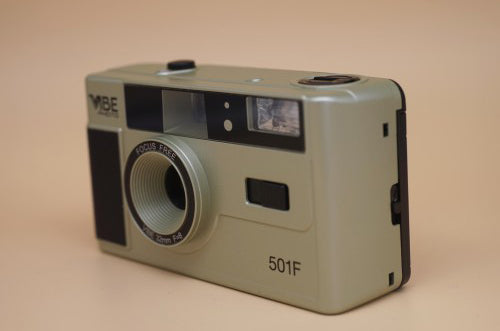 VIBE Photo 501F 可裝片膠片相機