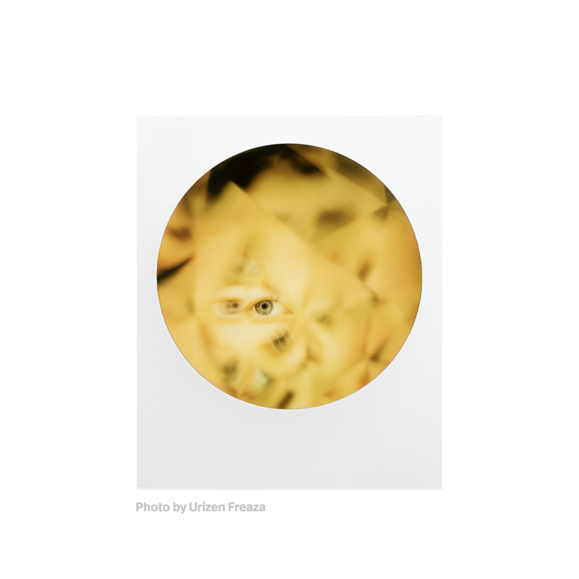 Polaroid Originals Color 600 Film ‑ Round Frame Edition